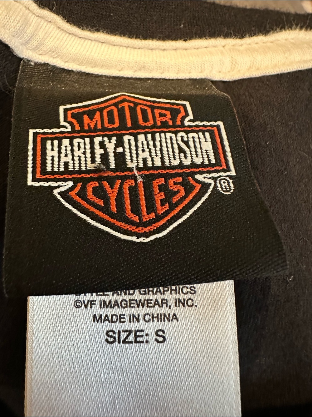 Harley-Davidson Las Vegas Skull Graphic V-Neck Tee Black Size Small - Picture 7 of 8